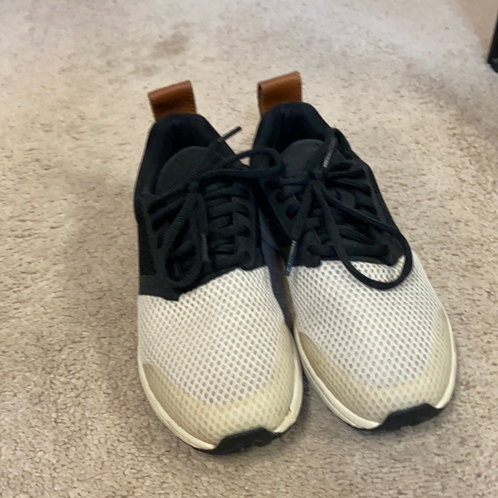 York athletic sneaker! Black and white classics very comfortable